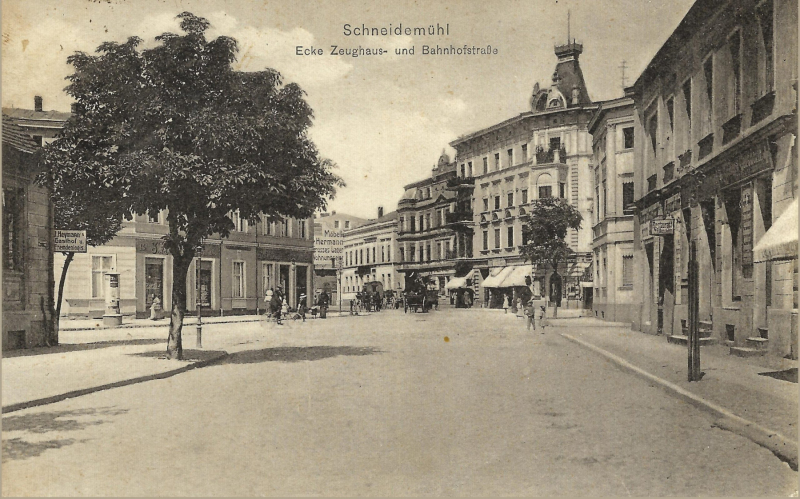 Zeughausstraße mit Bahnhofstraße